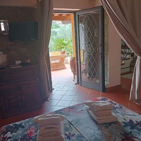 Daniela ヴィラ カマイオーレ