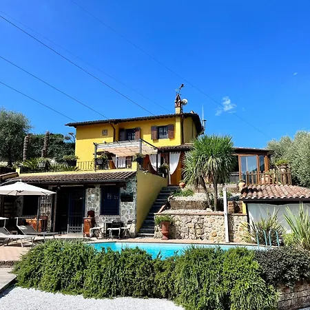 Daniela * Камайоре