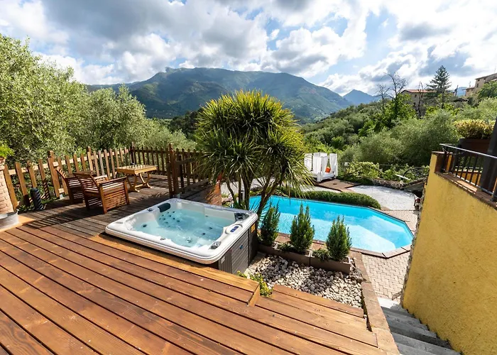 Daniela Камайоре